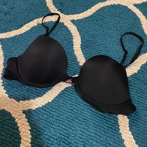 VS Victoria’s Secret-Black Padded Plunge Bra, 34C